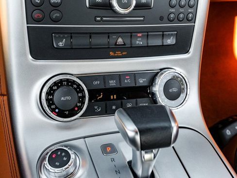 Used 2011 Mercedes-Benz SLS AMG Coupe image 30