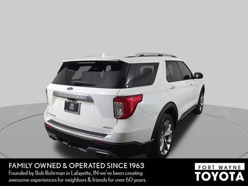 Used 2021 Ford Explorer Platinum w/ Equipment Group 601A AWD/4WD image 7