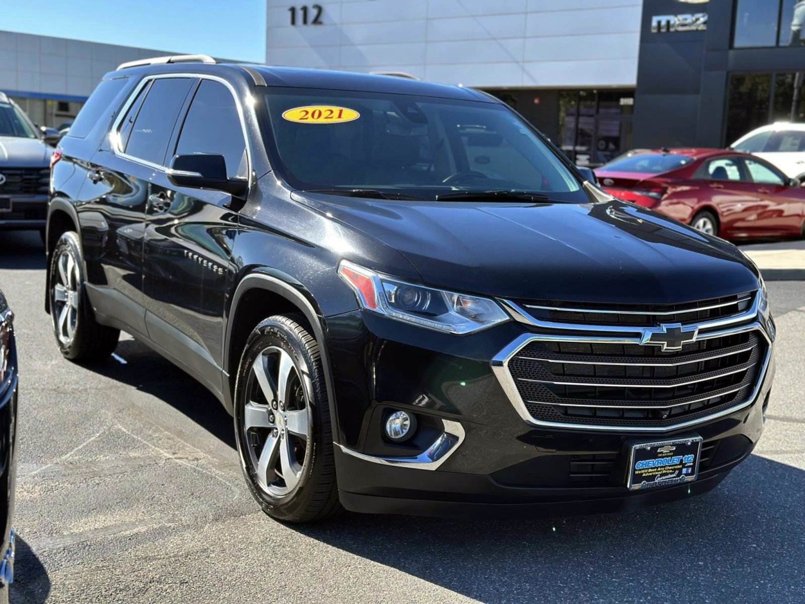 Used 2021 Chevrolet Traverse LT w/ LT Premium Package AWD/4WD image 5