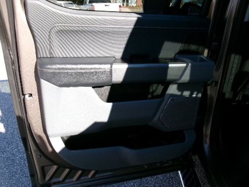 Used 2023 Ford F150 XLT w/ Equipment Group 302A High image 17