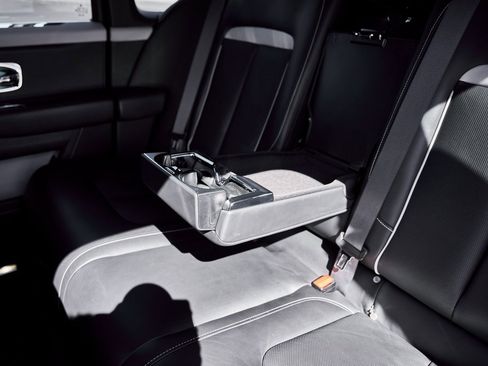 Used 2023 Rolls-Royce Cullinan image 52