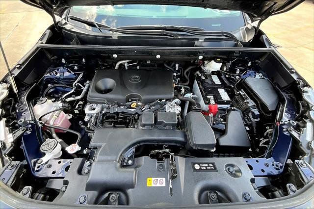 Certified 2024 Toyota RAV4 XLE AWD/4WD image 33
