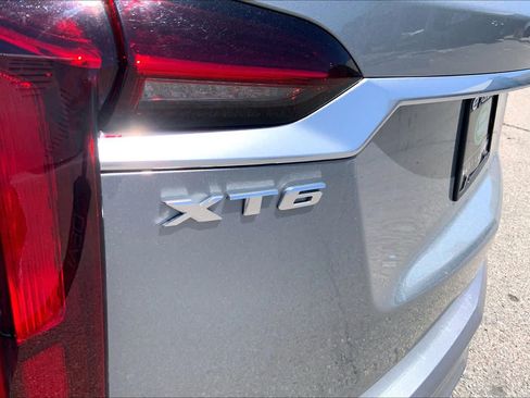 Used 2024 Cadillac XT6 Premium Luxury w/ Technology Package FWD image 30
