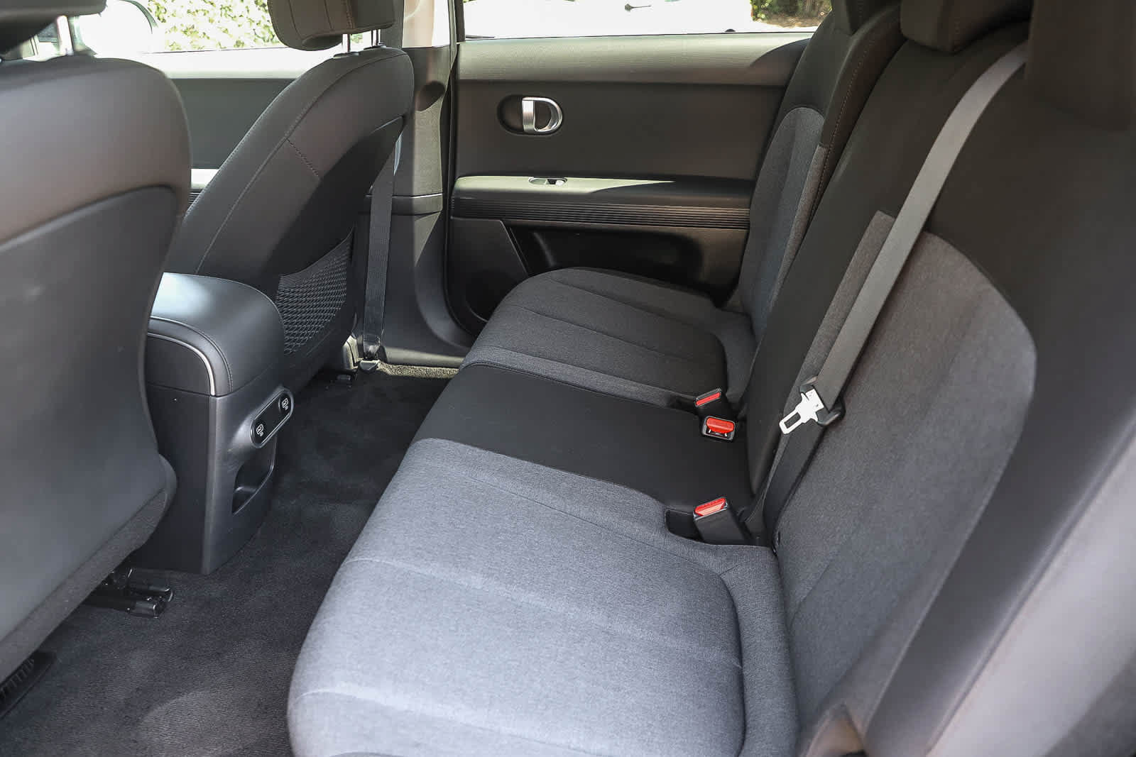 Used 2024 Hyundai Ioniq 5 SEL RWD image 17