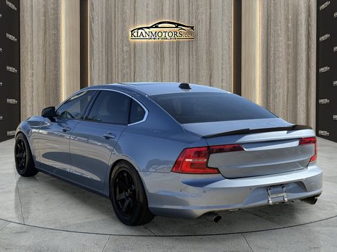 Used 2018 Volvo S90 T5 Momentum w/ Convenience Package image 7