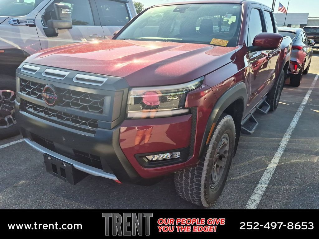 Used 2025 Nissan Frontier PRO-4X AWD/4WD image 1