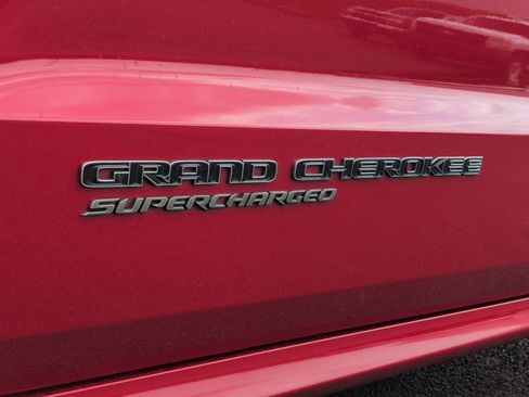 Used 2018 Jeep Grand Cherokee Trackhawk image 33