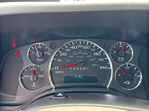 New 2026 GMC Savana 2500 w/ Driver Convenience Package RWD image 15