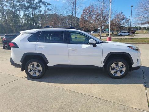 Certified 2025 Toyota RAV4 XLE image 9