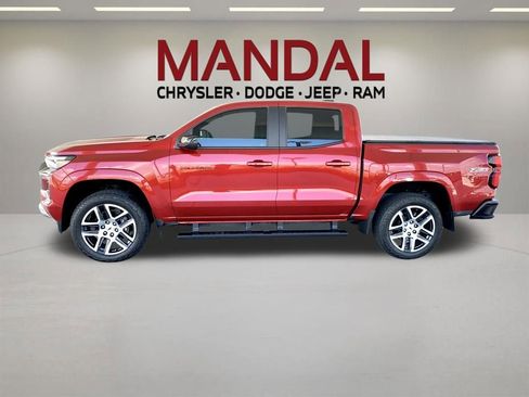 Used 2024 Chevrolet Colorado Z71 w/ Z71 Convenience Package 2 AWD/4WD image 10