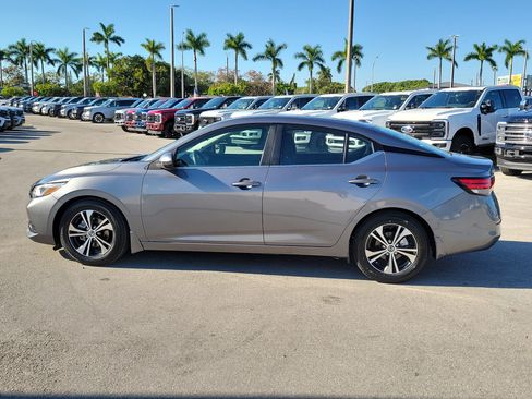 Used 2022 Nissan Sentra SV w/ All-Weather Package image 8