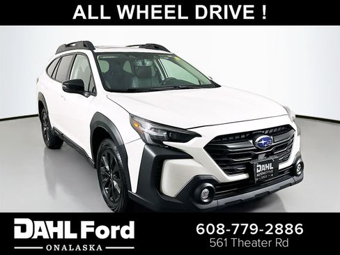 Used 2025 Subaru Outback Onyx Edition AWD/4WD image 1