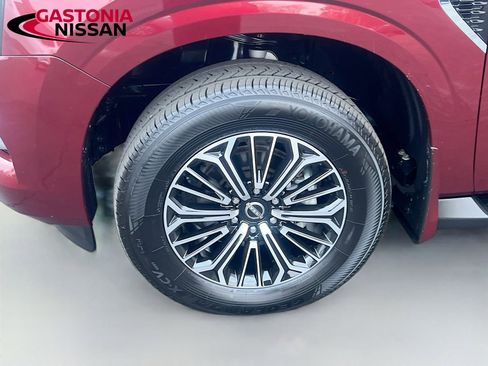 Used 2025 Nissan Armada Platinum w/ Convenience Package image 42