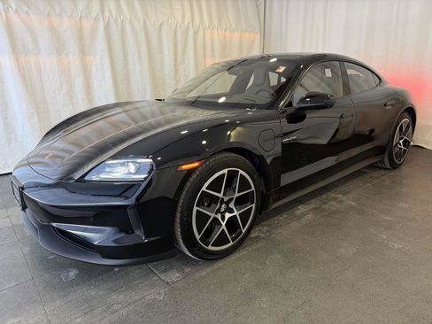 Certified 2025 Porsche Taycan image 1