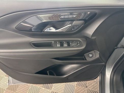 Used 2023 GMC Terrain AT4 w/ Tech Package AWD/4WD image 22