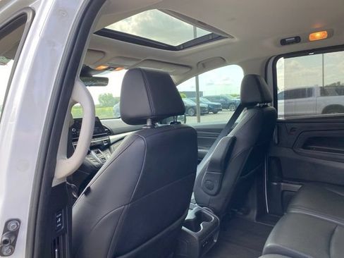 Used 2025 Honda Odyssey EX-L image 17