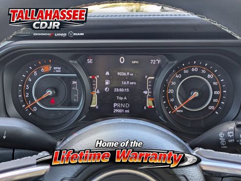 Used 2025 Jeep Wrangler Unlimited Sahara AWD/4WD image 57