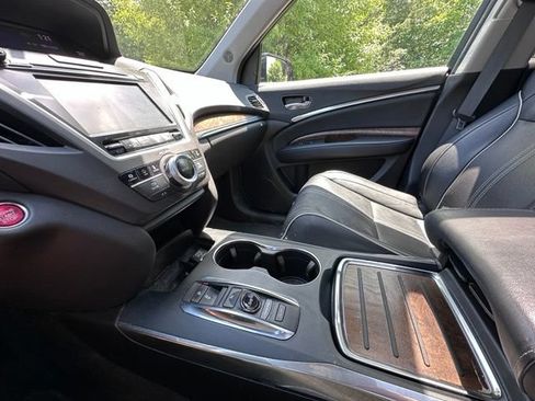 Used 2017 Acura MDX SH-AWD w/ Advance Package image 16