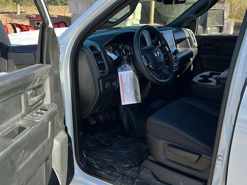 New 2026 RAM 5500 Tradesman w/ Chrome Appearance Group image 14