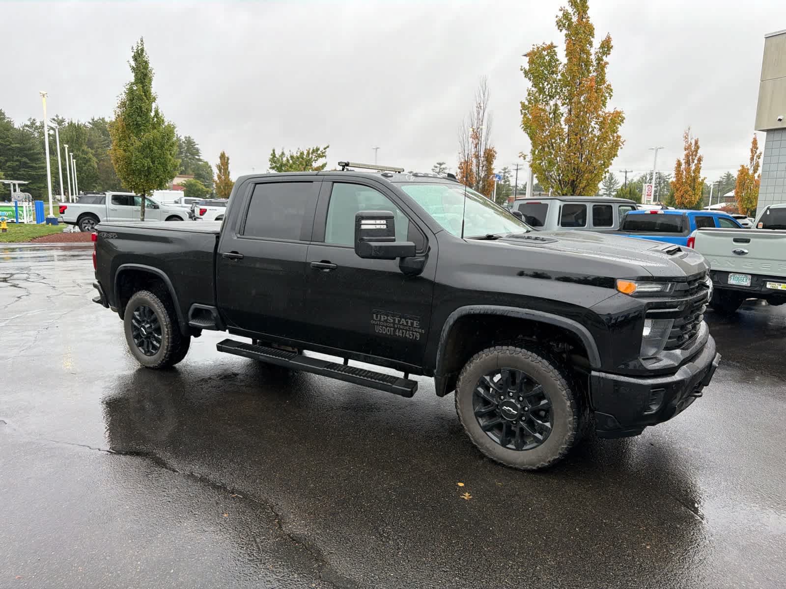 Used 2025 Chevrolet Silverado 2500 Custom w/ Custom Value Package AWD/4WD image 4