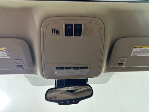 Used 2016 Buick Regal FWD image 23