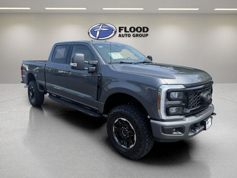 New 2026 Ford F250 XLT w/ XLT Premium Package AWD/4WD image 1