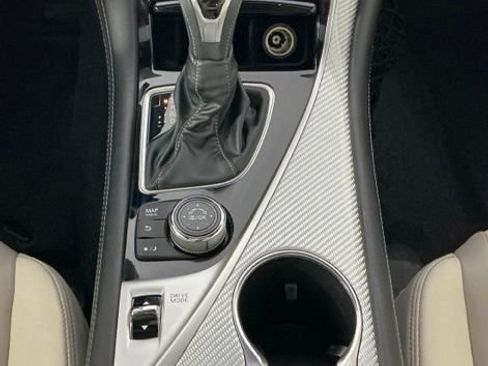 Used 2017 INFINITI Q60 3.0t Sport RWD image 14
