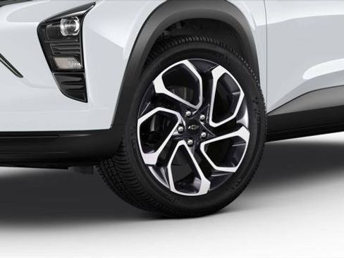 Used 2025 Chevrolet Trax RS w/ Driver Confidence Package FWD image 44