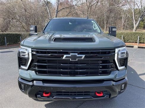 Used 2026 Chevrolet Silverado 2500 LT w/ Trail Boss Package image 2