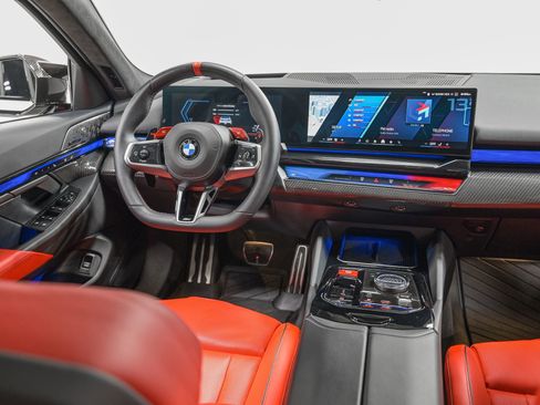 Used 2025 BMW M5 w/ Carbon Package image 29