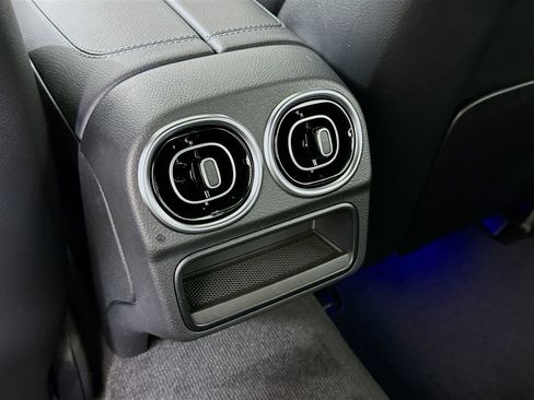 New 2026 Mercedes-Benz C 300 Sedan image 28