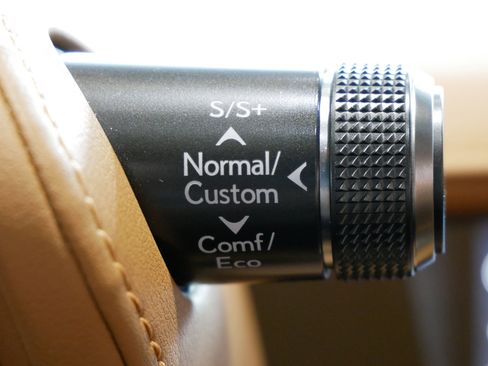 Used 2021 Lexus LC 500 Coupe w/ Sport Package image 28