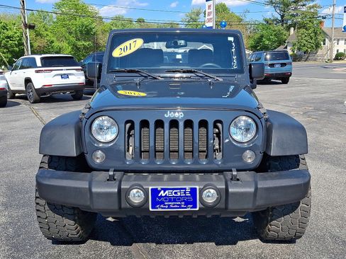 Used 2017 Jeep Wrangler Sport w/ Quick Order Package 24S AWD/4WD image 2