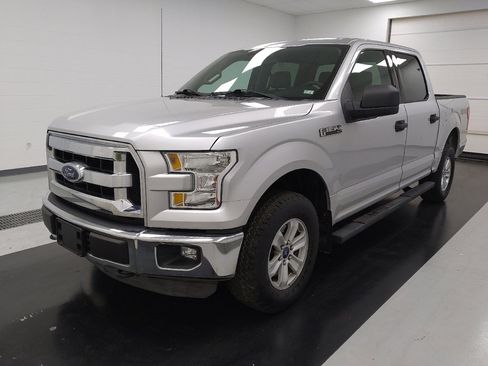 Used 2015 Ford F150 XLT AWD/4WD image 2