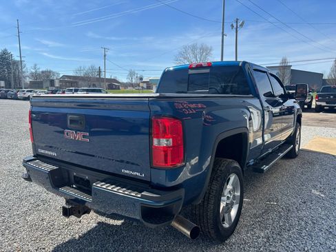 Used 2016 GMC Sierra 2500 Denali w/ Duramax Plus Package image 5