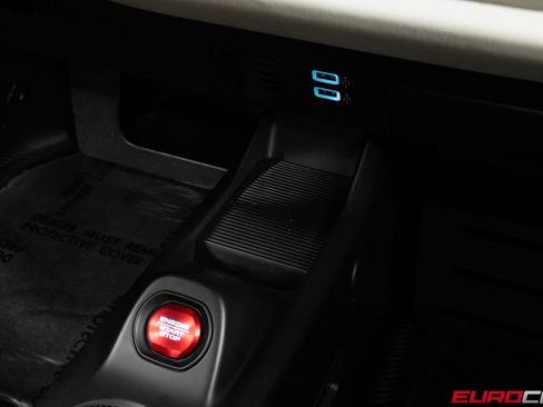 Used 2019 Ford GT RWD image 42