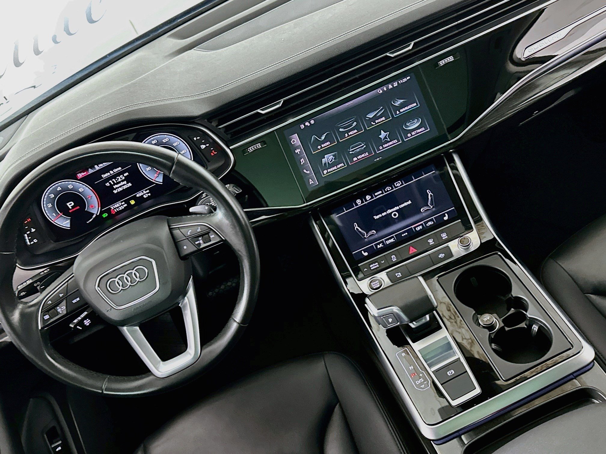 Used 2023 Audi Q7 3.0T Premium w/ Convenience Package AWD/4WD image 18