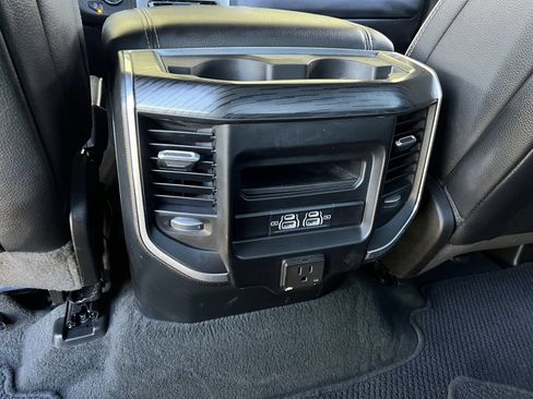 Used 2024 RAM 1500 Laramie RWD image 29
