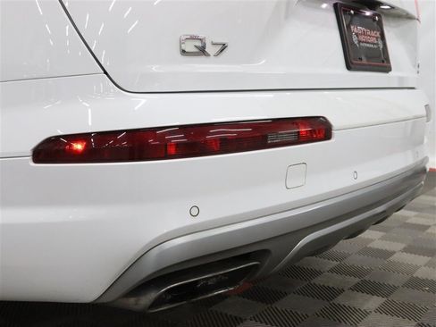 Used 2018 Audi Q7 3.0T Premium Plus AWD/4WD image 8