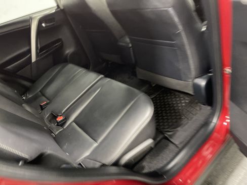 Used 2018 Toyota RAV4 Limited AWD/4WD image 22