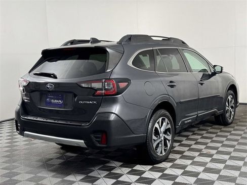 Used 2022 Subaru Outback Limited image 10