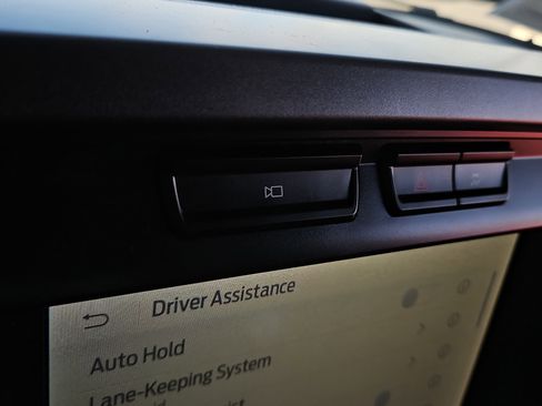 Used 2022 Ford F150 XLT w/ Trailer Tow Package image 16