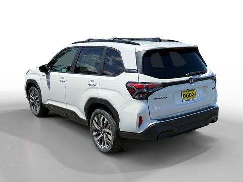 New 2026 Subaru Forester Touring AWD/4WD image 3