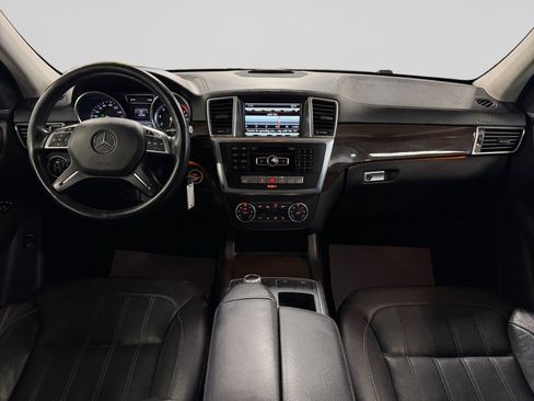 Used 2015 Mercedes-Benz GL 450 4MATIC w/ Parking Assist Package image 16