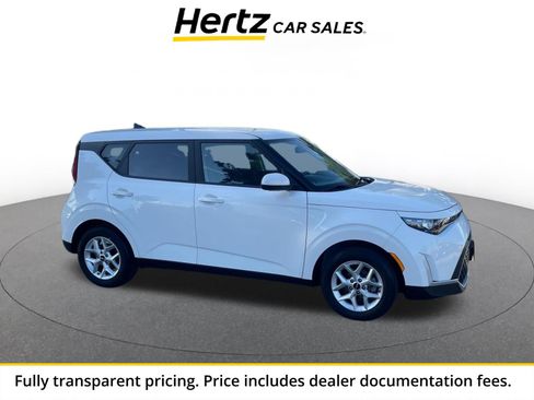 Used 2025 Kia Soul LX w/ LX Technology Package FWD image 1