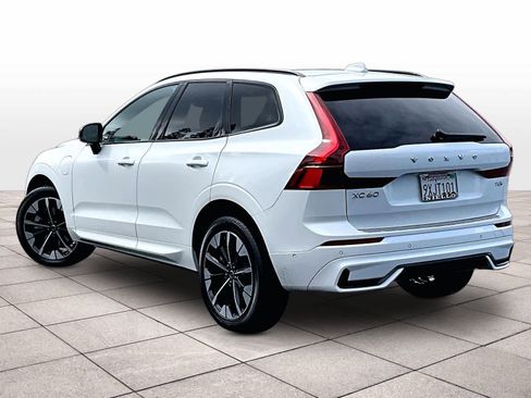 Used 2026 Volvo XC60 T8 Plus w/ Protection Package Premier image 14