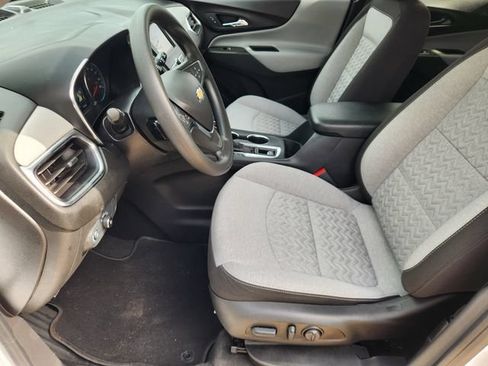 Used 2024 Chevrolet Equinox LS w/ LS Convenience Package FWD image 13