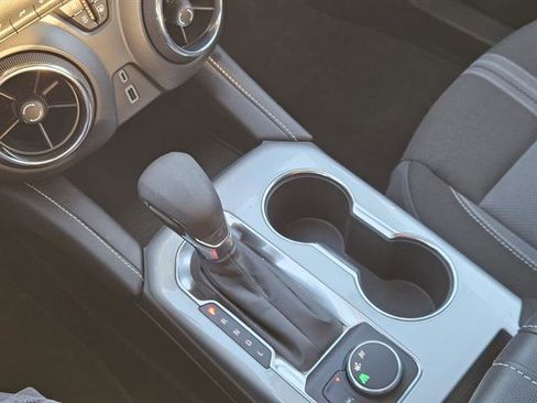 Used 2025 Chevrolet Blazer LT image 15