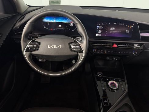Used 2023 Kia Niro Wind FWD image 13