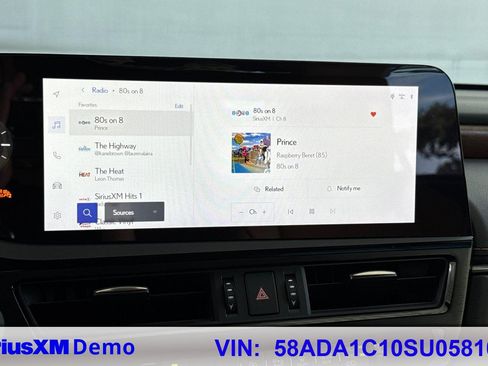 Certified 2025 Lexus ES 300h w/ Premium Package FWD image 38